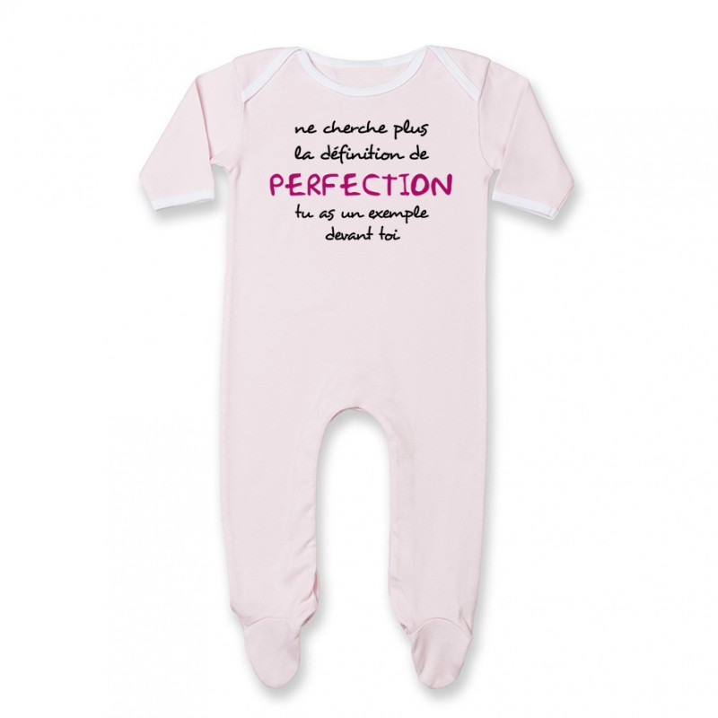 Pyjama bébé La définition de PERFECTION ( version fille ) Pyjama bébé La définition de PERFECTION ( version fille )