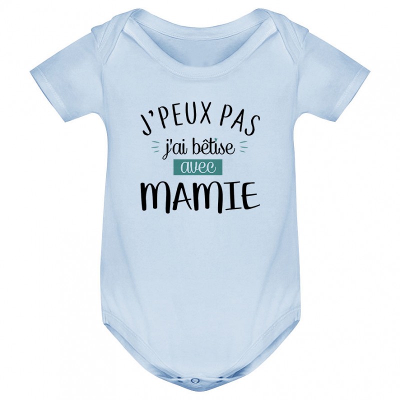 Body bébé J'peux pas j'ai bêtise avec mamie ( version garçon ) Body bébé J'peux pas j'ai bêtise avec mamie ( version garçon )